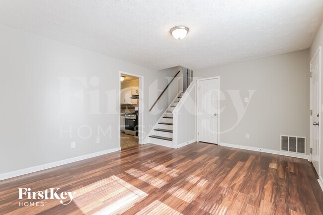 Foto del edificio - 680 Springhollow Ln SW