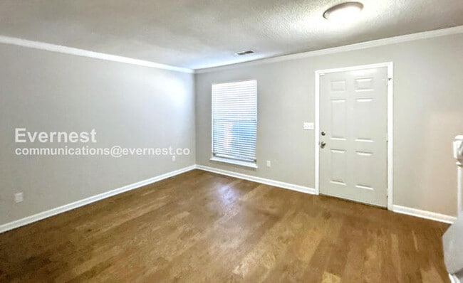 Foto del edificio - 5547 St James St