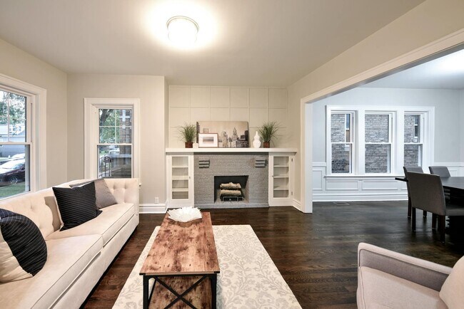 Building Photo - 1426 Gunderson Ave