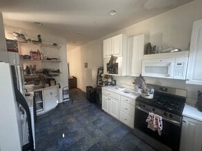 Building Photo - 1450 Newton St NW