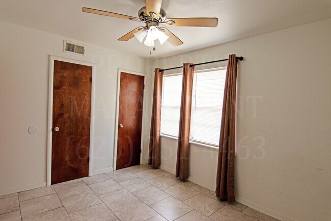 Foto del edificio - 2 Bedroom 1 Bath