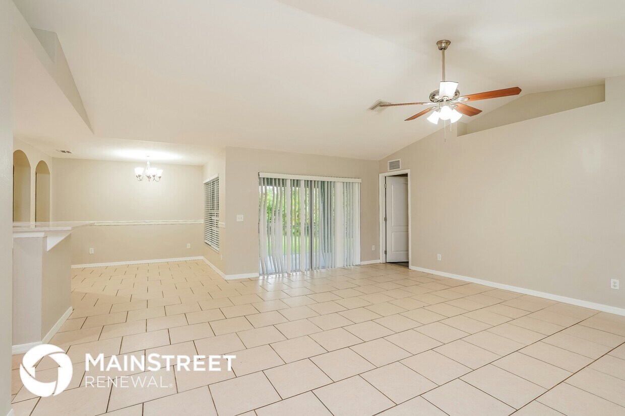 Foto principal - 1702 Ann Ave N