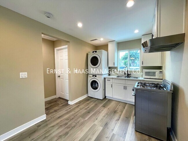 Foto del edificio - 4331 Walnut Ave