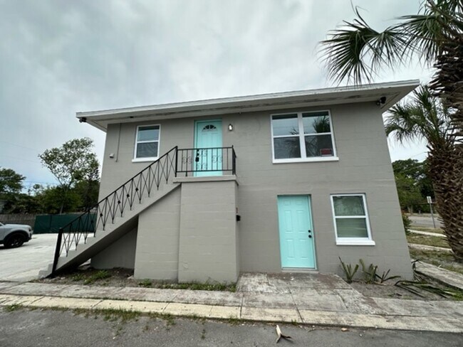 Foto del edificio - 1110 16th St S