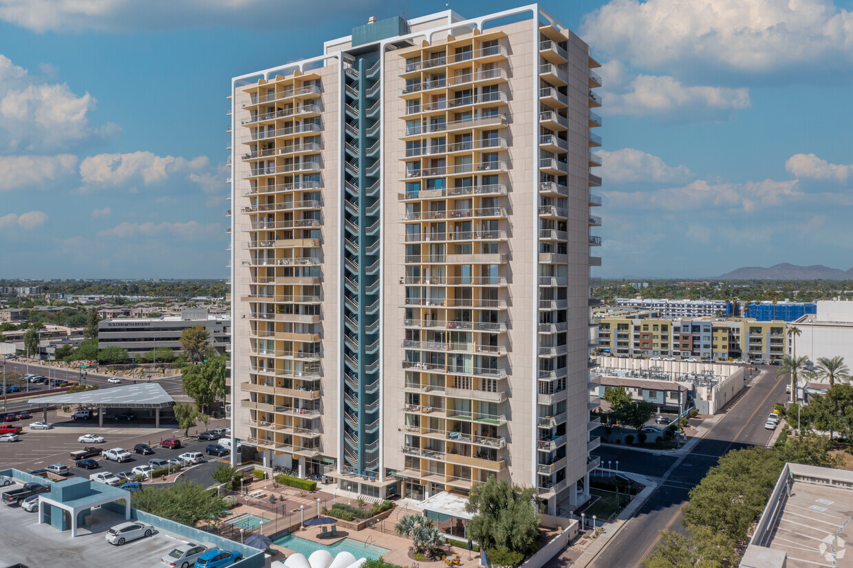 Primary Photo - Executive Towers Condominiums