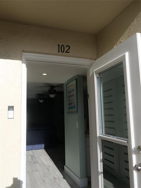 Foto del edificio - 12 Willowbrook Ln