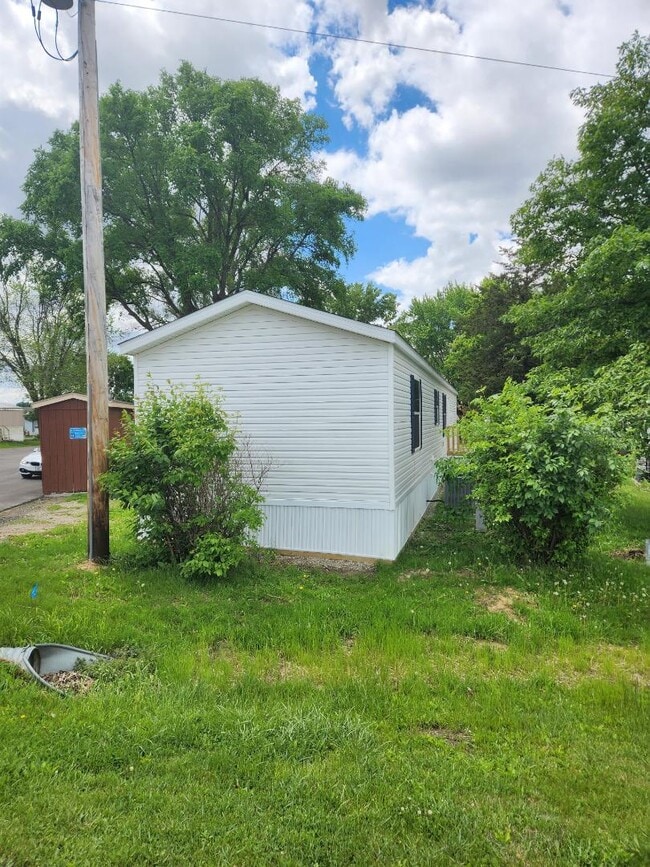 Building Photo - 5900 Osage Rd
