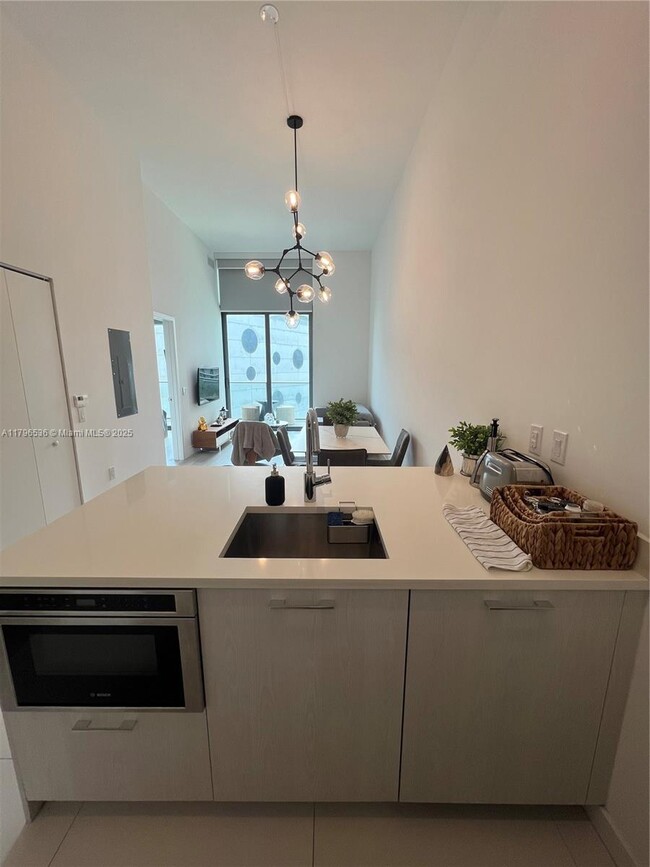 Foto del edificio - 501 NE 31st St
