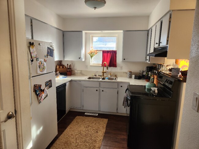 Foto del edificio - 1040 SW 22nd St