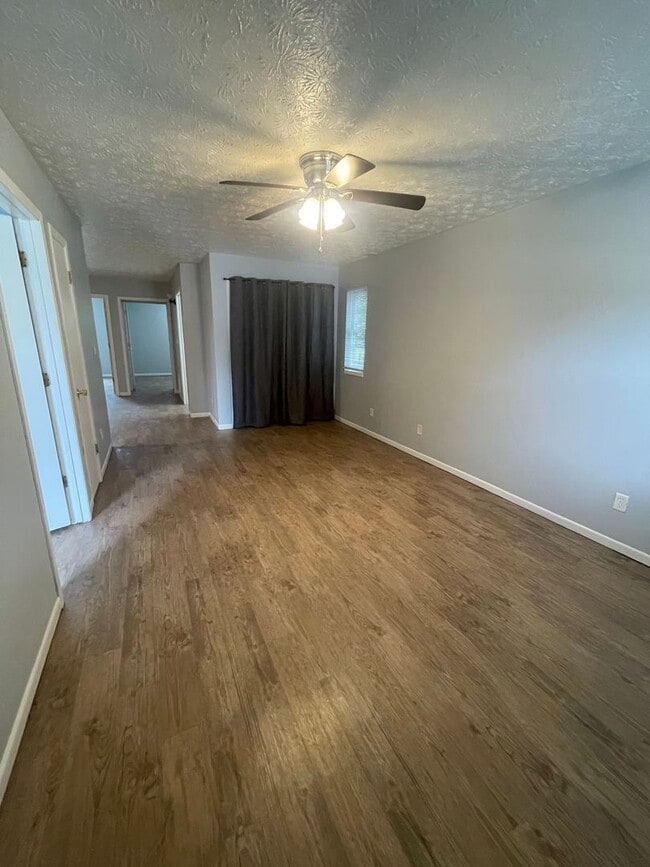Foto del edificio - 1029 N 7th St