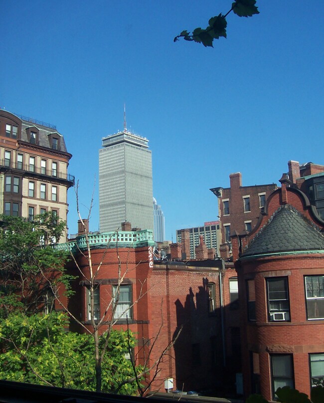 Foto del edificio - 429 Marlborough St