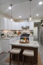 Building Photo - 529 Elizabeth Ave