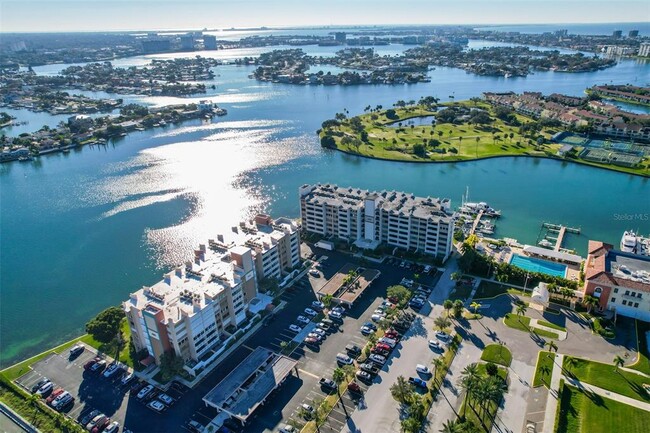 Building Photo - 500 Treasure Island Causeway