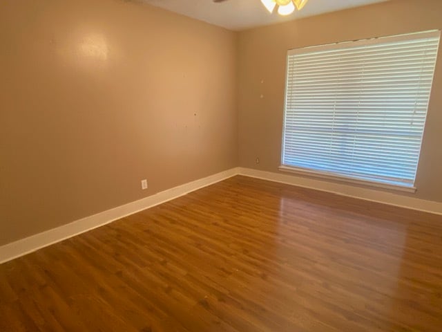 Foto del edificio - 2913 Moores Ln