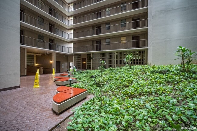 Building Photo - 98-487-487 Koauka Loop