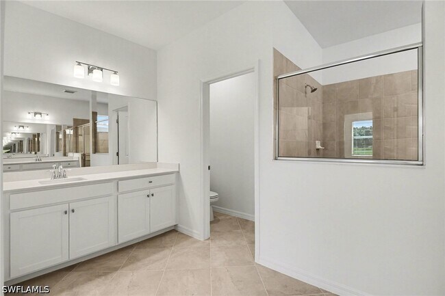 Foto del edificio - 18850 River Burst Ct