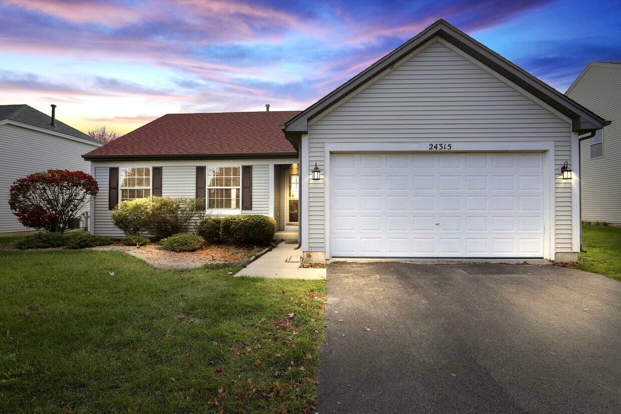 Foto principal - 24315 Whispering Trails Dr