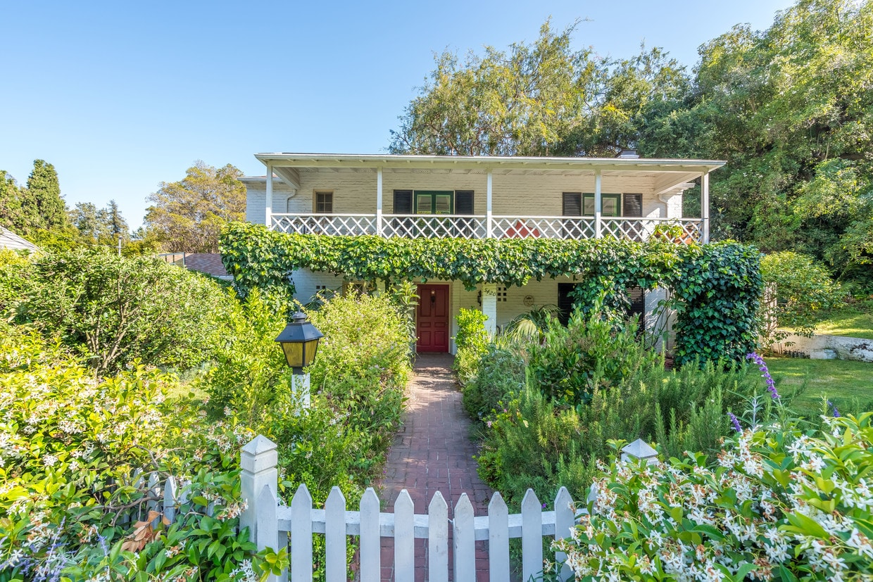 5420 Red Oak Dr, Los Angeles, CA 90068 House Rental in Los Angeles