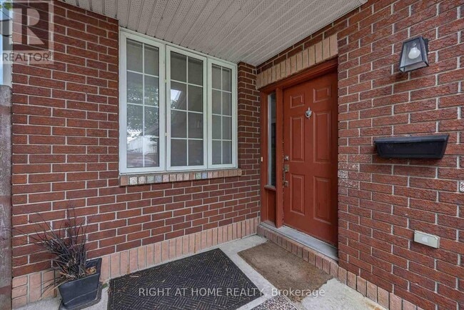 Building Photo - 1 Kincardine Dr