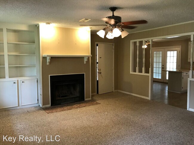 Building Photo - 4 br, 2 bath House - 1250 Brannon