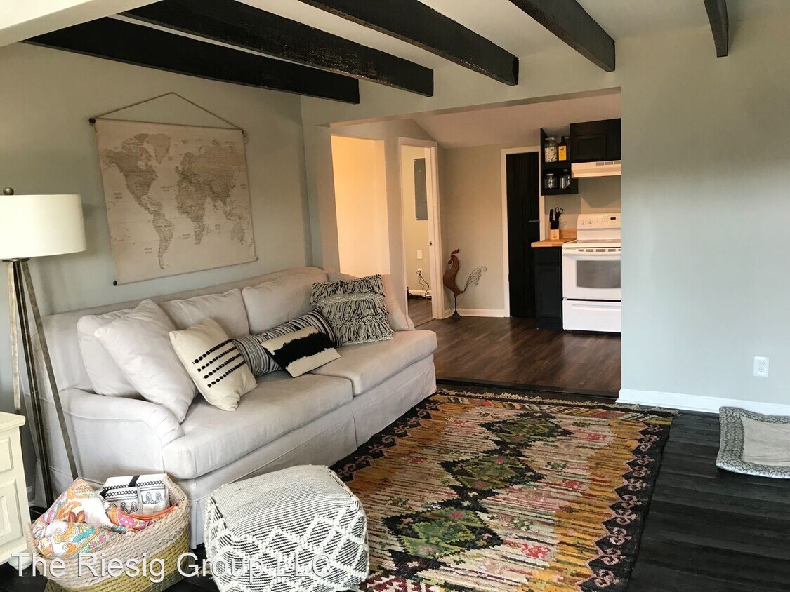 Primary Photo - 2 br, 1.5 bath House - 567 Ox Bow Road