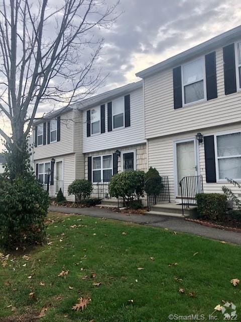 Building Photo - 20 Firethorn Dr