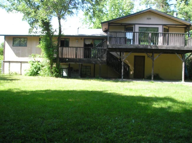 Primary Photo - 3912 E Hartson Ave