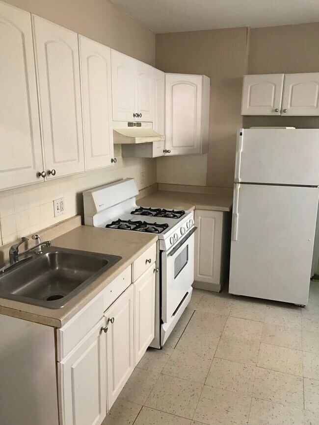 Cocina - 3610 Olive St