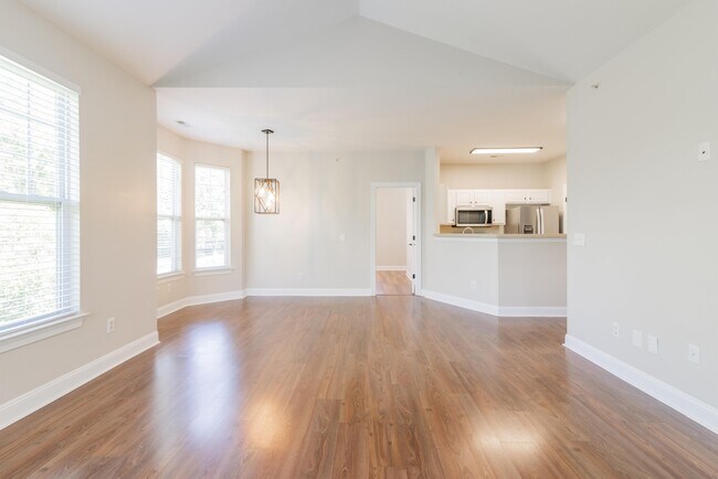 Foto del edificio - 6716 Mallard Park Dr