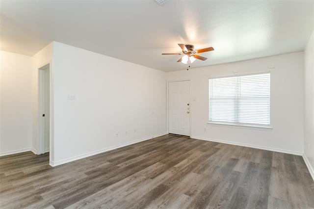 Foto del edificio - 3311 E FM 813