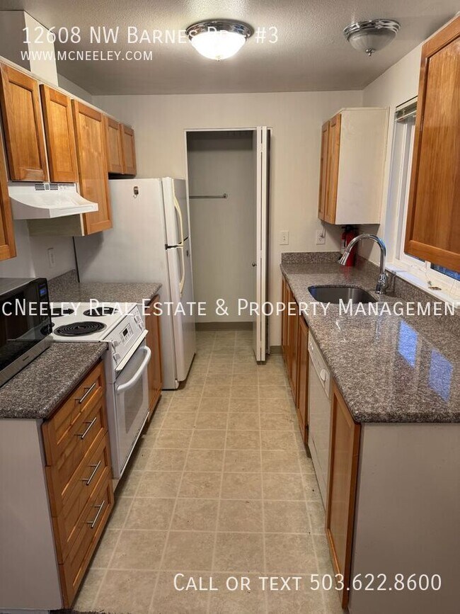 Foto del edificio - 12608 NW Barnes Rd