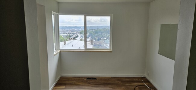 Building Photo - 3730 34th Ave SW
