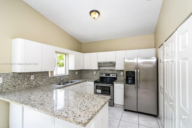 Foto del edificio - 14936 SW 39th St