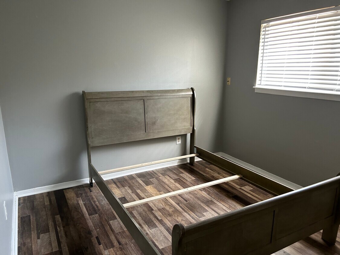 2814 Los Gatos Ct Unit 2814 ‘Los Gatos, Memphis, TN 38115 Condo for