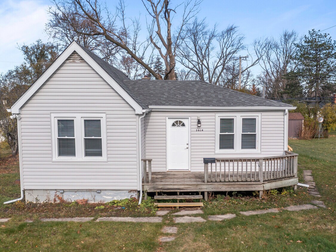 3614 Linneman St, Glenview, IL 60025 House Rental in Glenview, IL