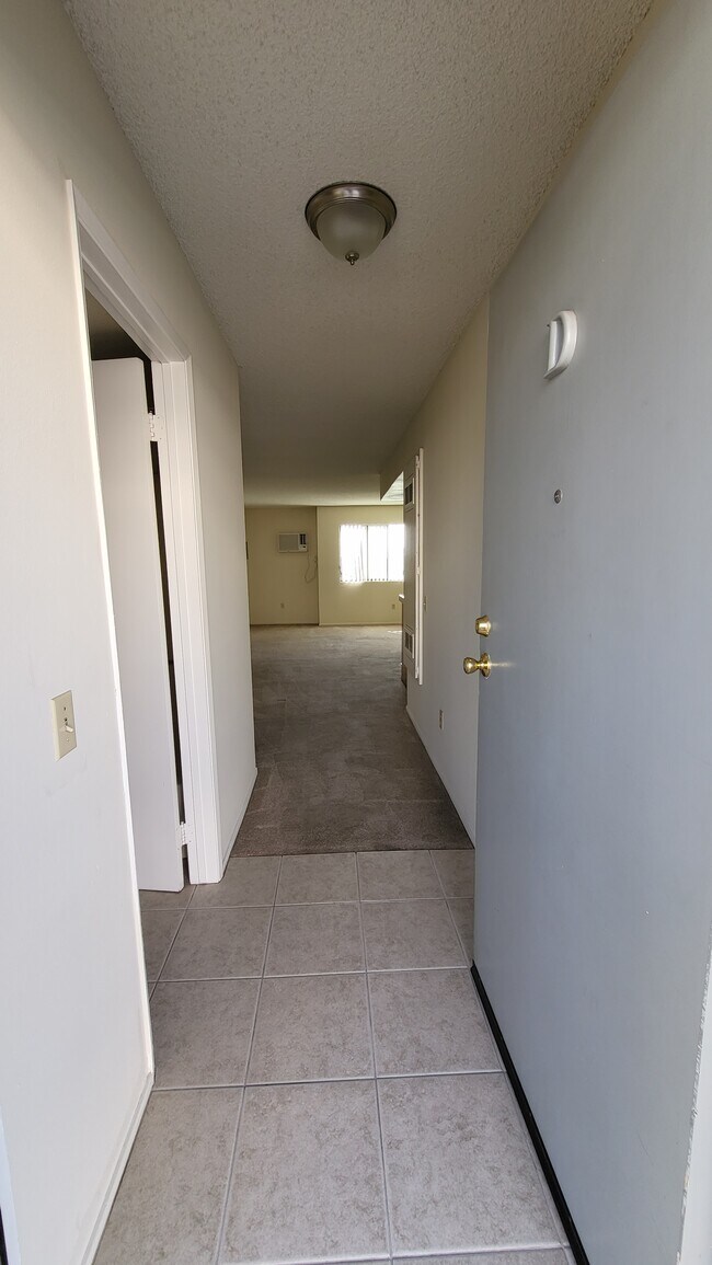 Foto del edificio - 2250 N Fairview St