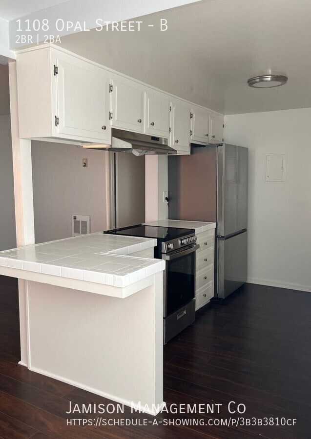 Building Photo - 1108 Opal St