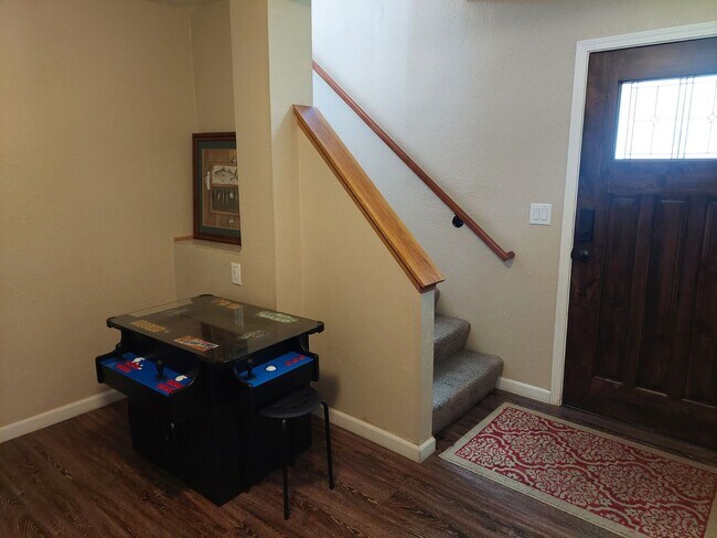Foto del edificio - Monthly rental in the Tahoe Keys with boat...