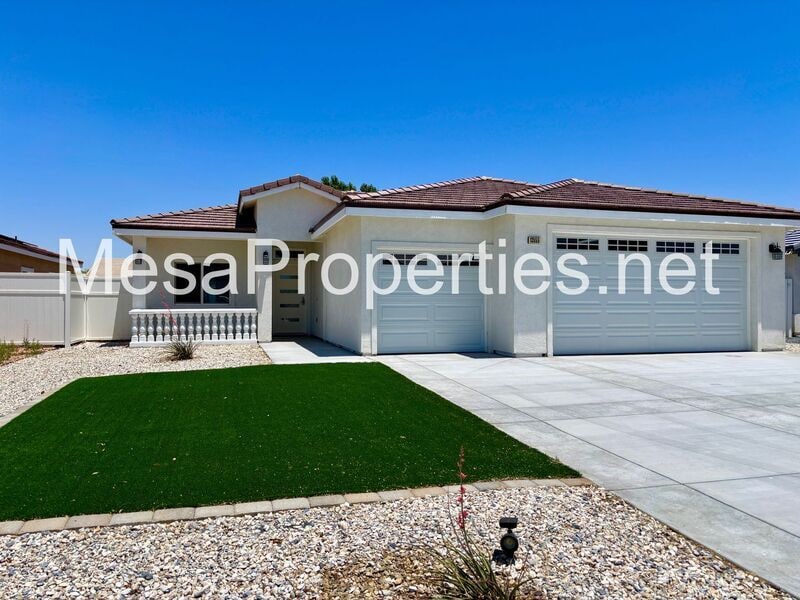 Primary Photo - 13555 Sea Gull Dr