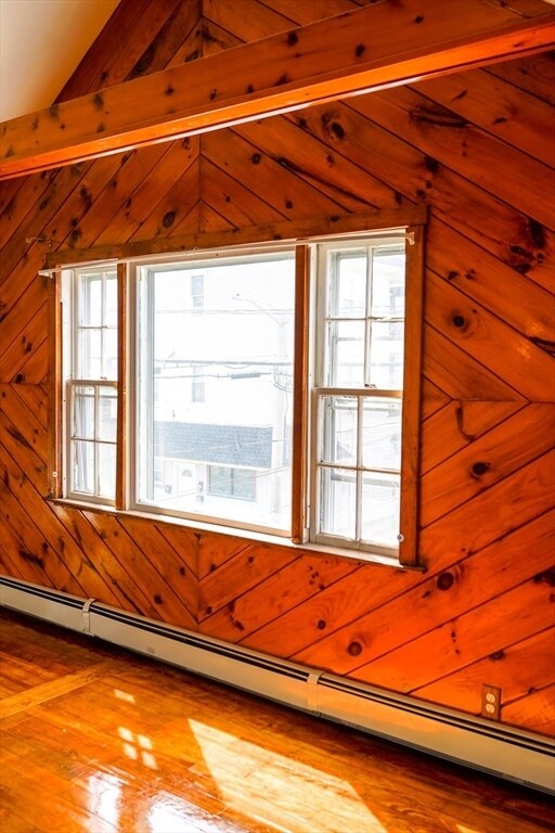 Building Photo - 290 County St