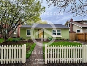 Building Photo - 6312 SE 17th Ave
