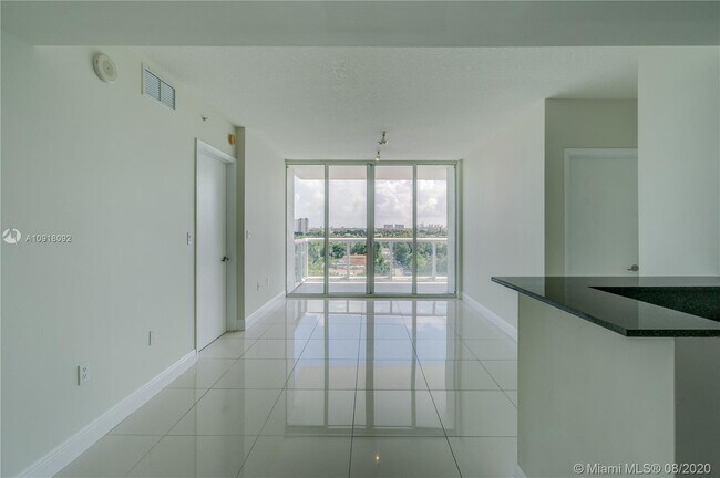 Foto del edificio - 1871 NW S River Dr