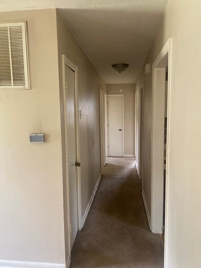 Building Photo - 6165 Timberland Dr