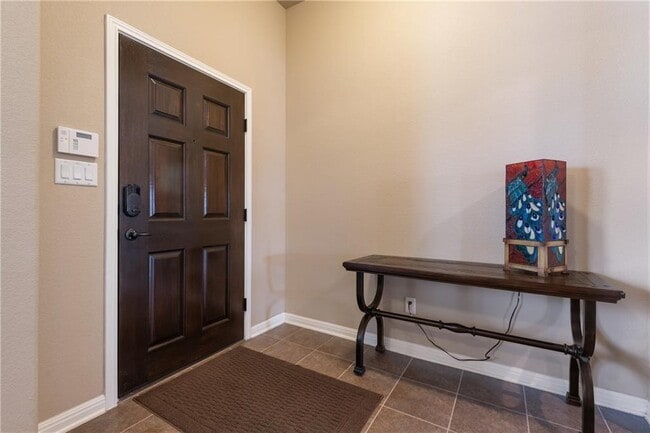 Foto del edificio - 5813 Arbia Ln