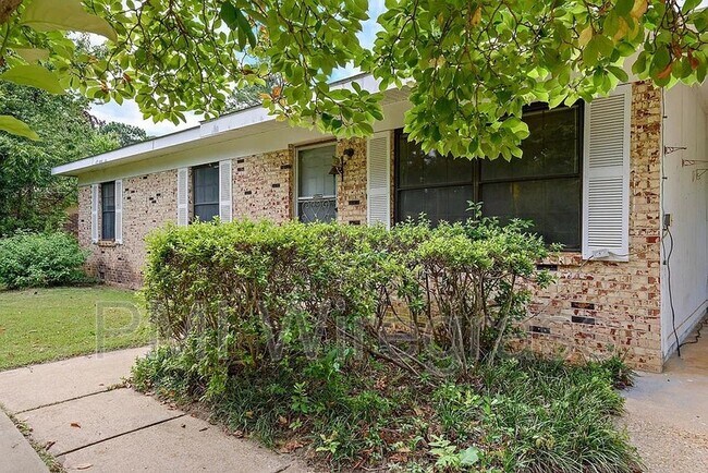 Building Photo - 3405 Gran Berry Dr