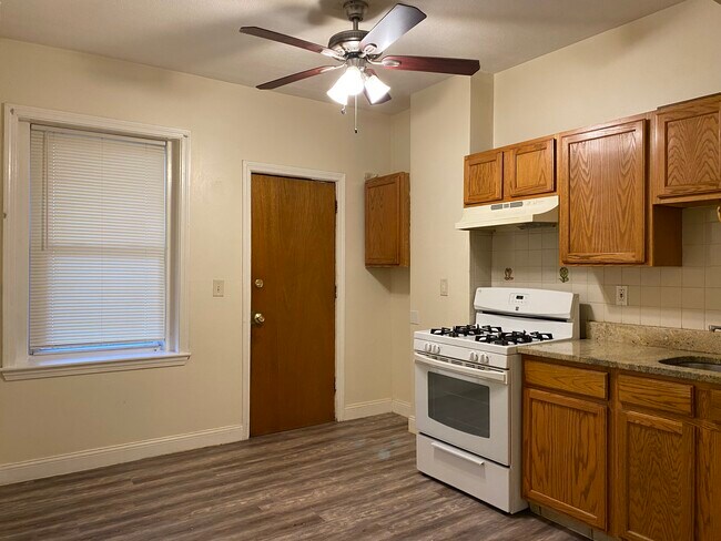 Building Photo - 39 Neponset Ave