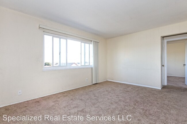 Building Photo - 1515 38th Ave
