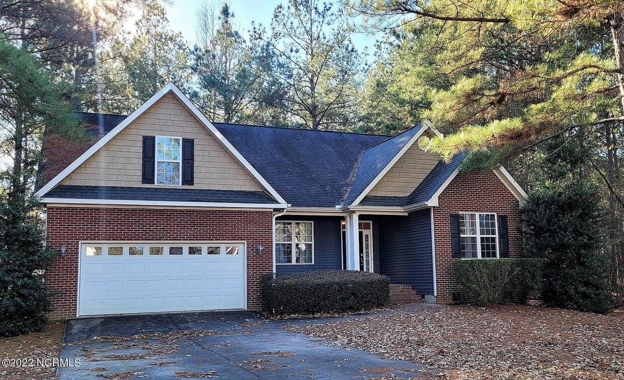 840 Blue Bird Dr, Vass, NC 28394 House for Rent in Vass, NC