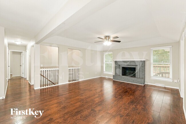 Foto del edificio - 2412 Bridger Dr