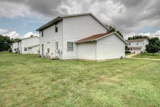 Building Photo - 2517LE